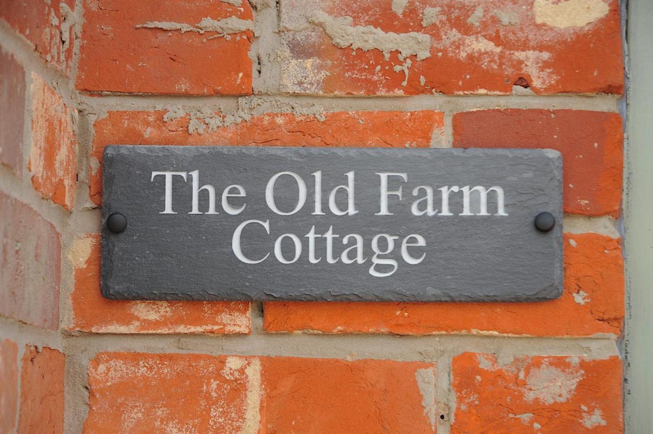Northlands Farm - Old Farm Cottage Чичестър Екстериор снимка